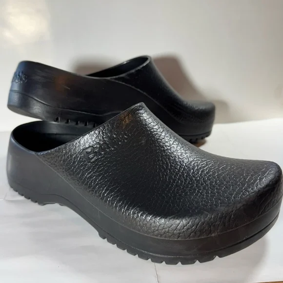 Birkenstock
Super-Birki Birkenstock Clog
Size 37 L6 in Black - Picture 1 of 13
